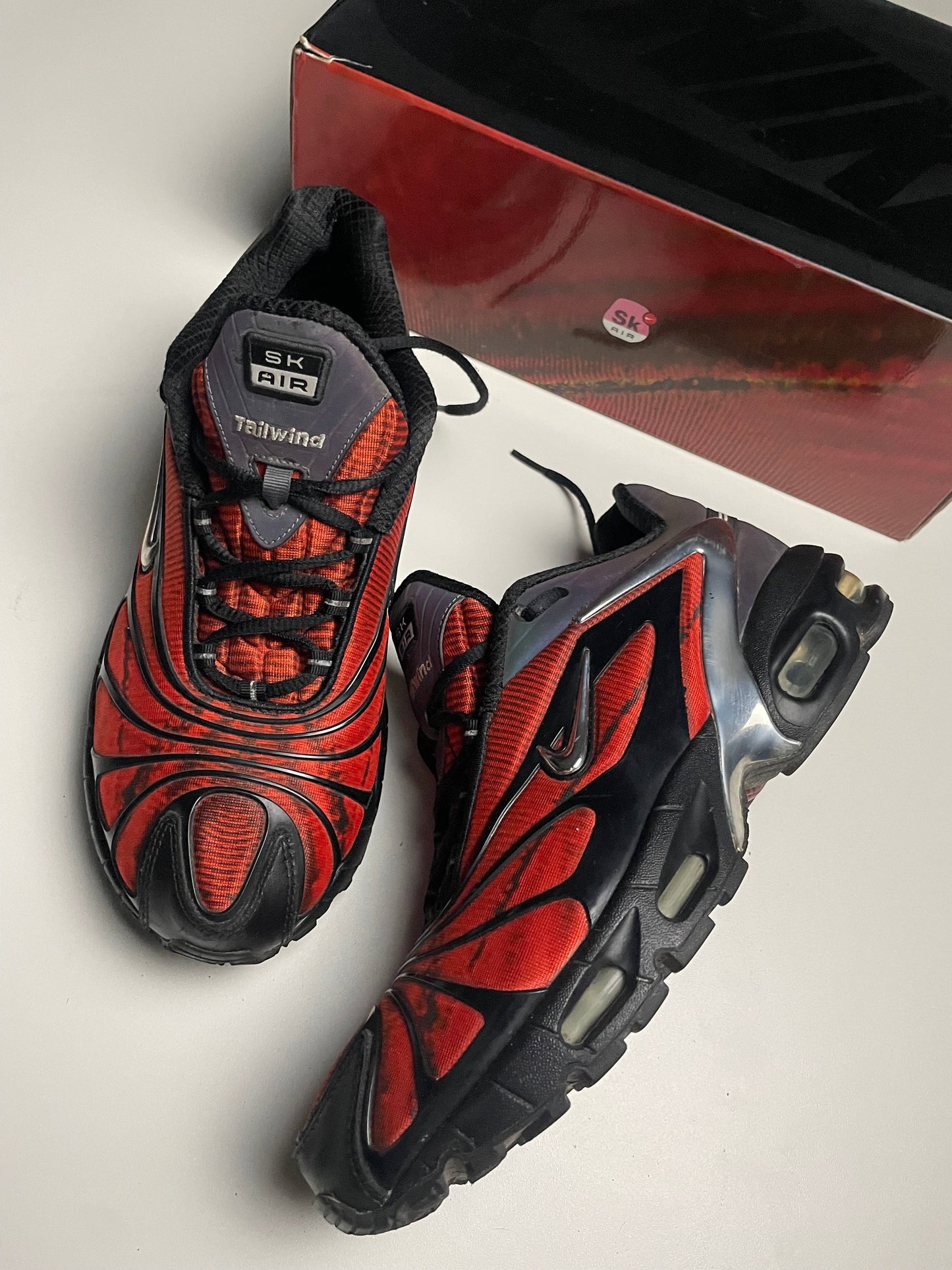 Nike x Skepta Air Max Tailwind V Blood Chrome - Original
