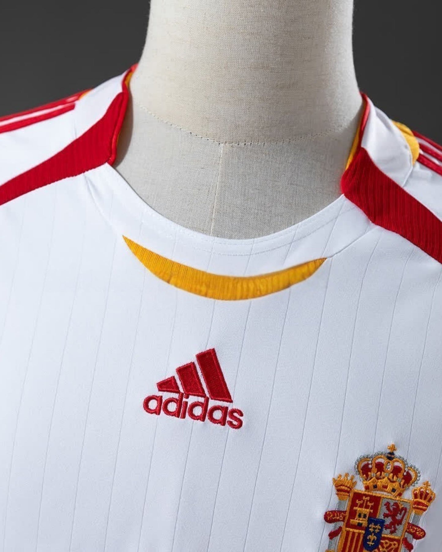 Camisa Espanha 2006 – Adidas (Away)