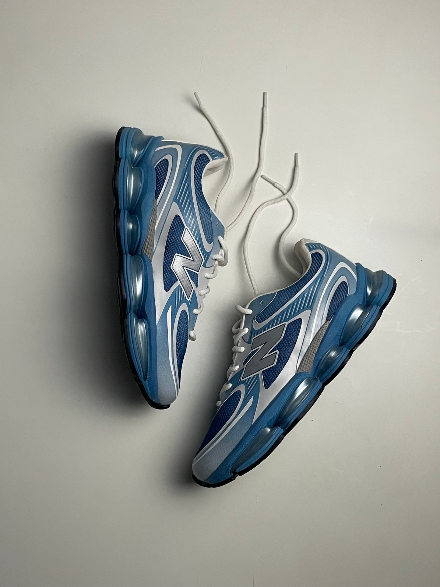 New Balance Abzorb 2000