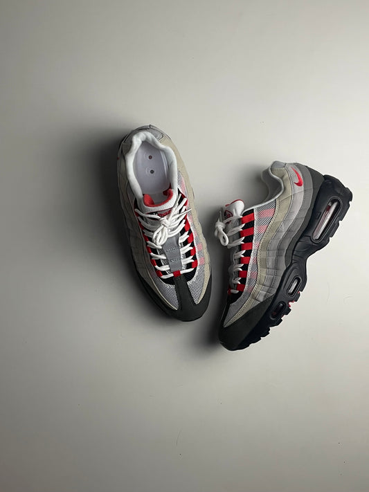 Nike Air Max 95 OG Medium Ash Solar Red