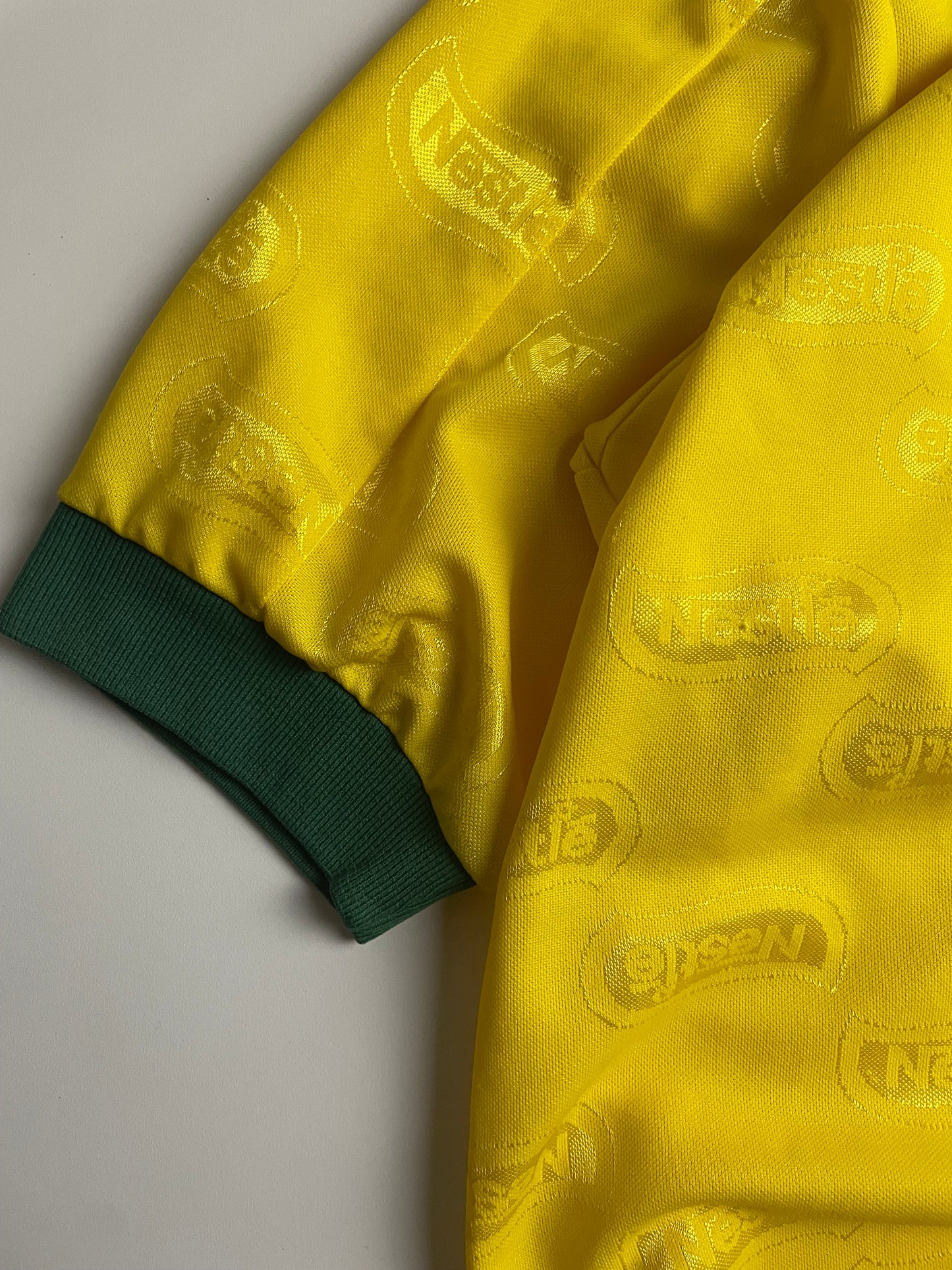 Dellerba x Nestle 90s