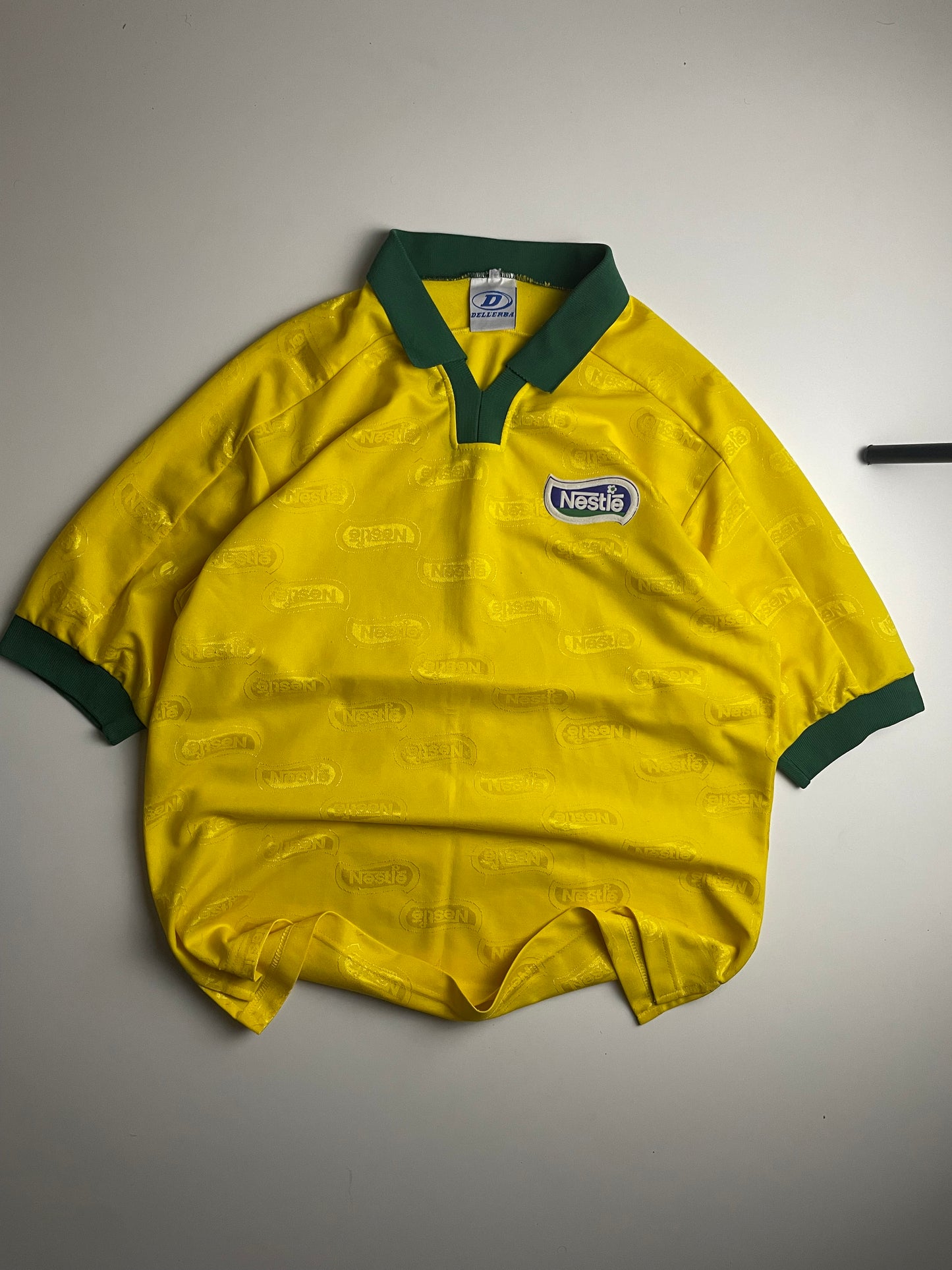 Dellerba x Nestle 90s