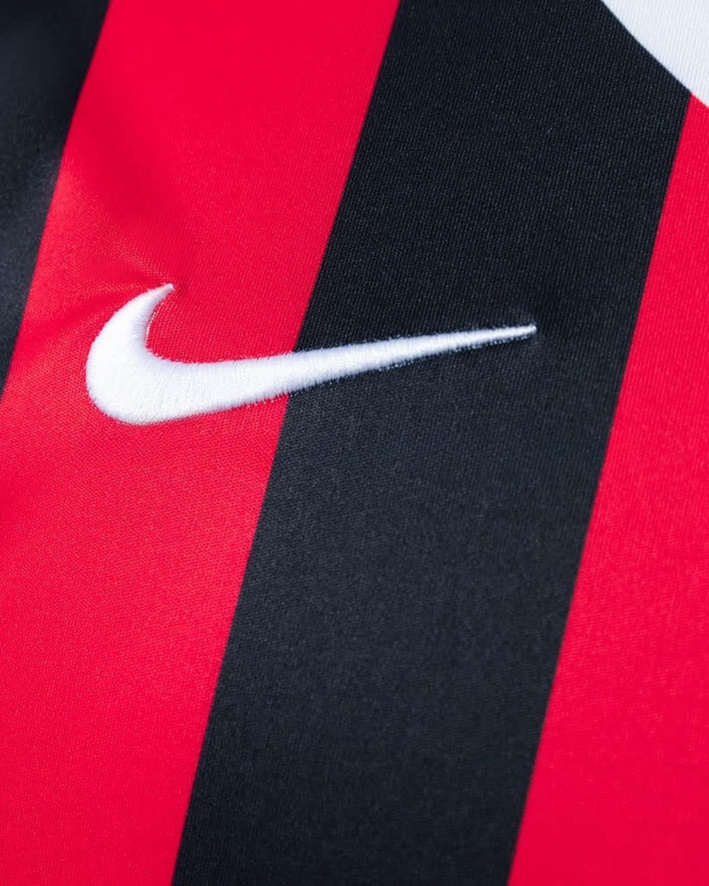 Camisa T90 Series 2025 – Nike (Red Jersey)