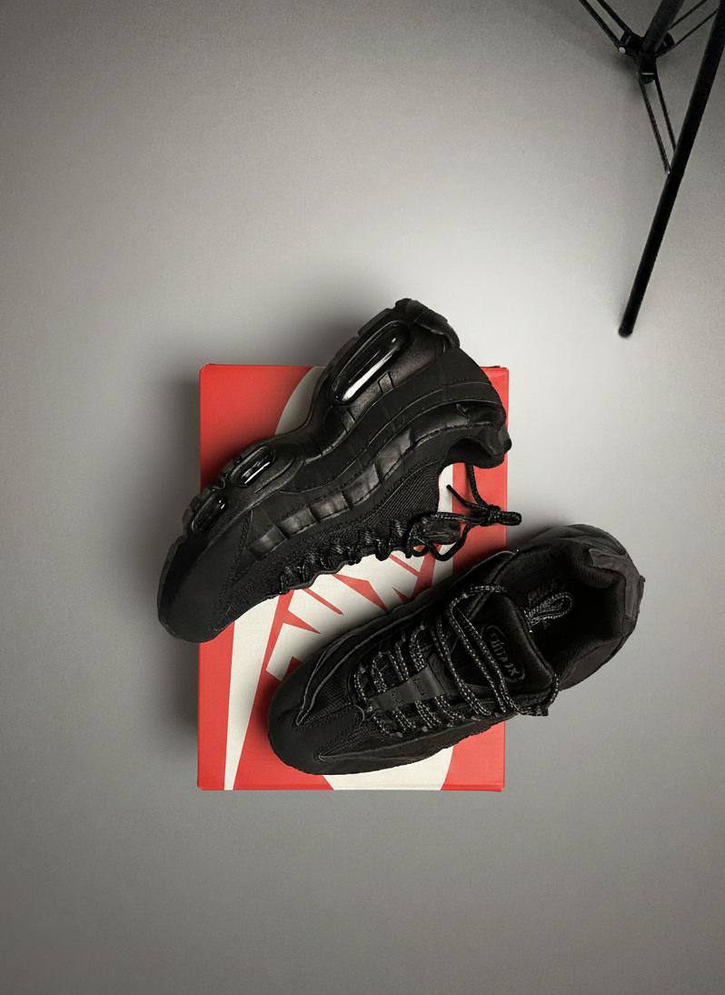 Nike Air Max 95 - Triple Black