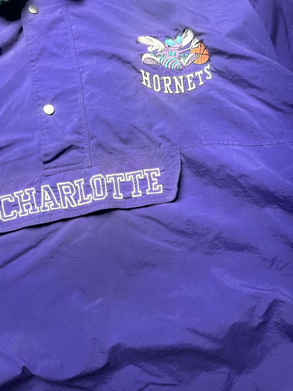Jaqueta Charlotte Hornets 90s