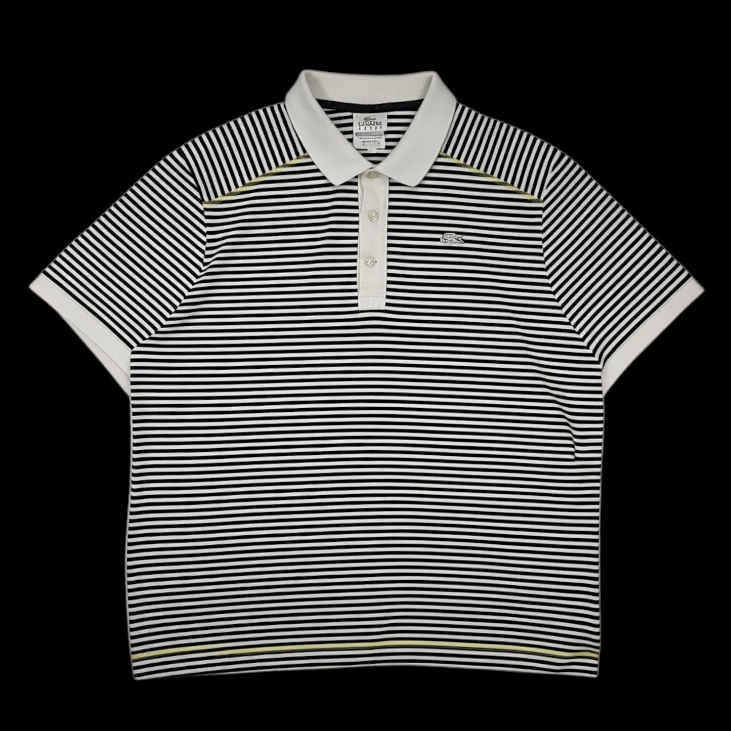 Camisa polo Lacoste garimpo do madruga listrada em preto e branco com gola clara e tamanho GG