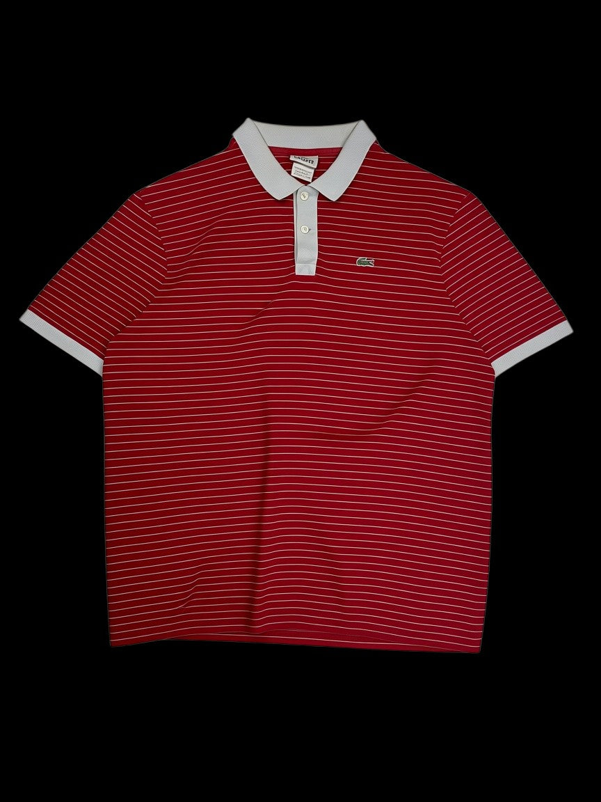 Camisa polo Lacoste vermelha listrada com gola cinza, tamanho GG, disponível no garimpo do madruga.