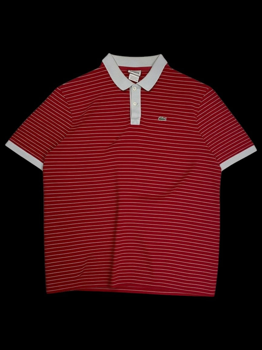 Camisa polo Lacoste vermelha listrada com gola cinza, tamanho GG, disponível no garimpo do madruga.