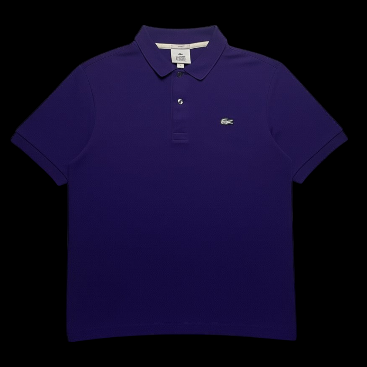 Camisa polo roxa Lacoste Live da garimpo do madruga com gola clássica e logo bordado no peito