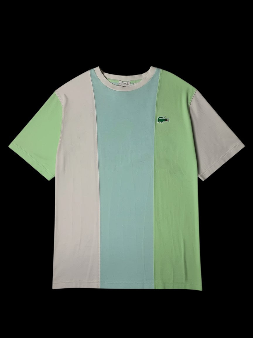 Camiseta color block verde e azul pastel com logo da Lacoste bordado, tamanho M, 9/10