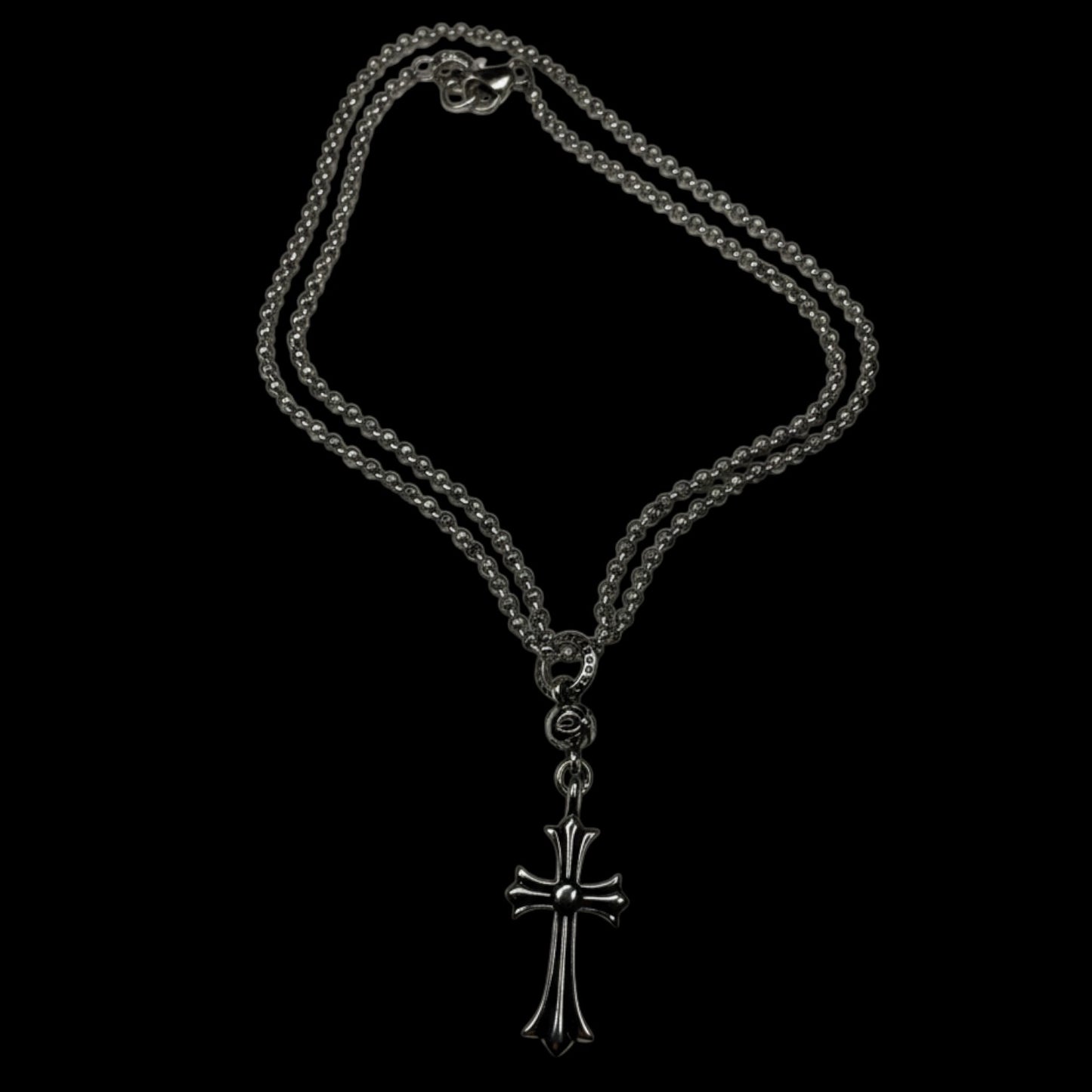 Colar garimpo do madruga Chrome Hearts com pingente de cruz em aço inoxidável e corrente de bolinhas prateada