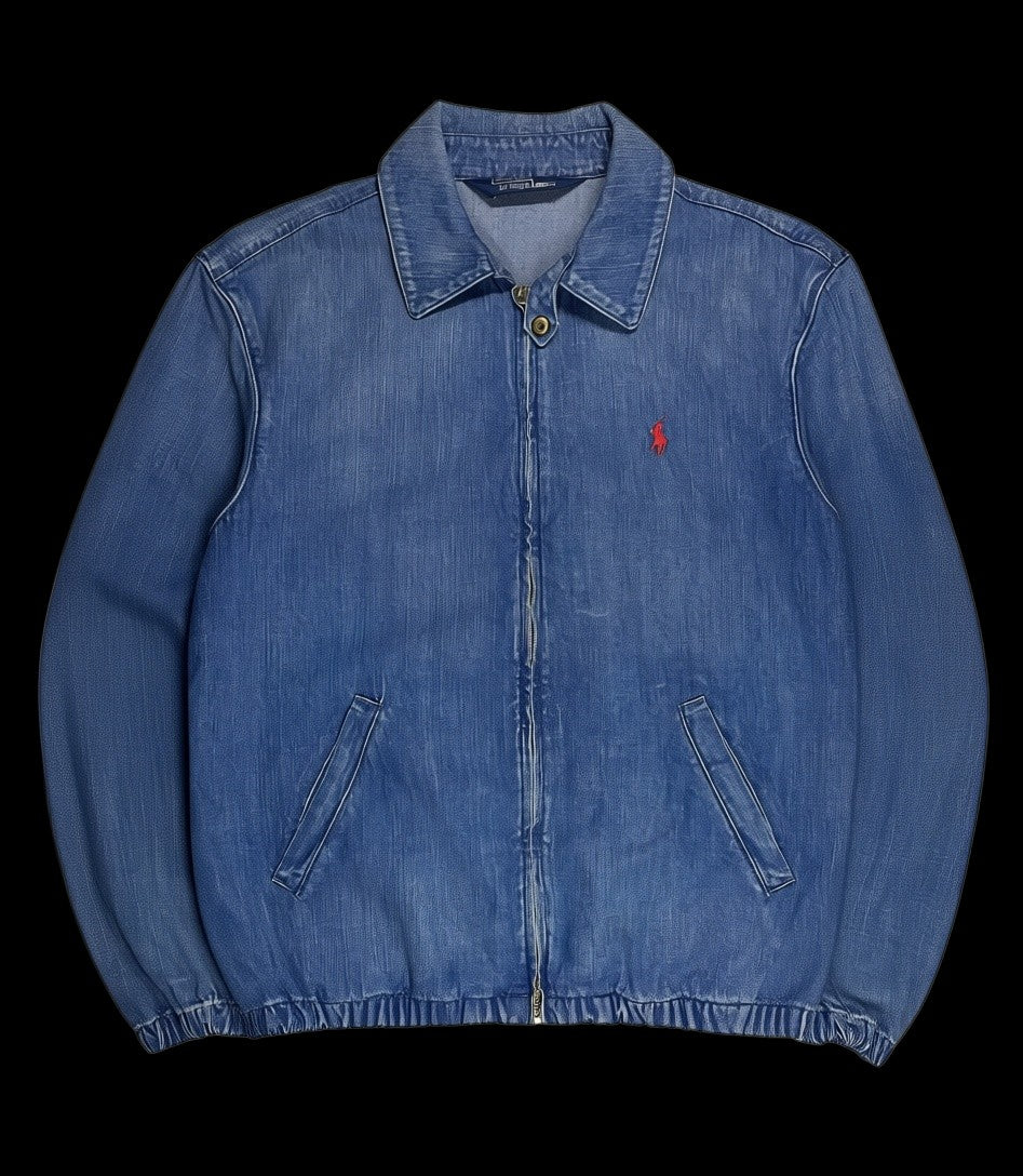 Jaqueta jeans Ralph Lauren azul com zíper frontal e logo bordado, disponível na garimpo do madruga.