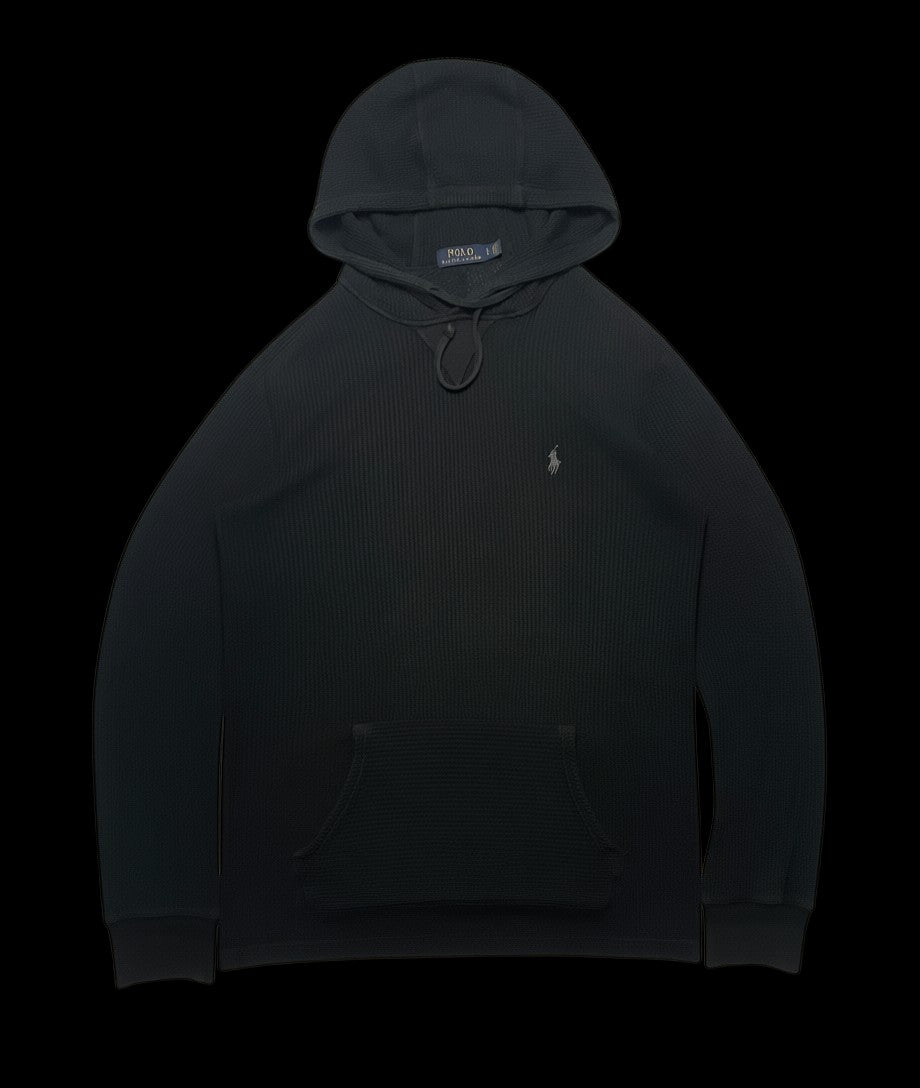 Moletom preto com capuz da Ralph Lauren, tamanho P, com logo bordado e bolso canguru. Tecido texturizado.