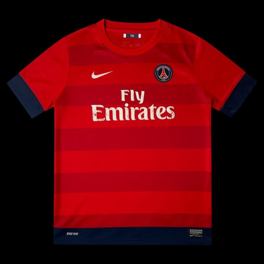 Camisa de futebol vermelha e azul Nike X PSG 2013, tamanho P, com logo Fly Emirates e número 10 Ibrahimovic.